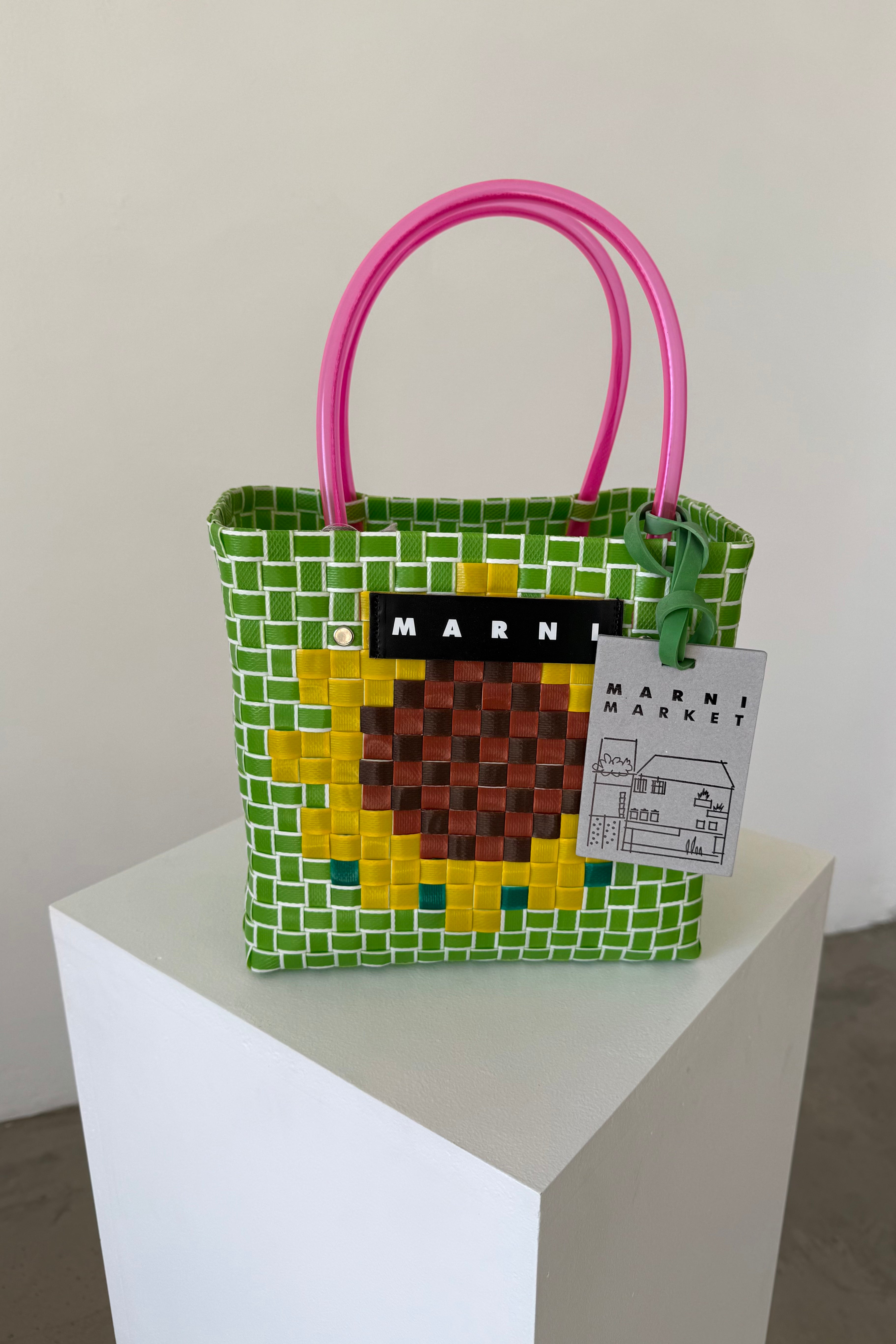 Marni Market Woven Basket Bag Green & Pink | Second Hand Bag – Pasaly