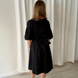 Vestido Negro con Mangas Abullonadas Marella