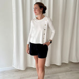 Top Blanco con Botones Decorativos Bimba y Lola