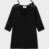 Vestido negro escote en V con ojales dorados en hombros ba&sh