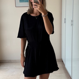 Mono corto negro con cinturón de hebilla ZARA L