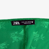 Vestido satinado verde flores ZARA L