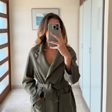 Chaqueta verde de ante con cinturón  ZARA XS