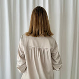Blusa Marfil con Escote en V Skatïe Brand