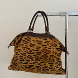 Bolso Hobo de Piel Pony Hair Carolina Herrera
