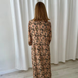 Vestido midi floral escote en V Indi & Cold
