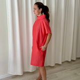 Vestido recto coral COS