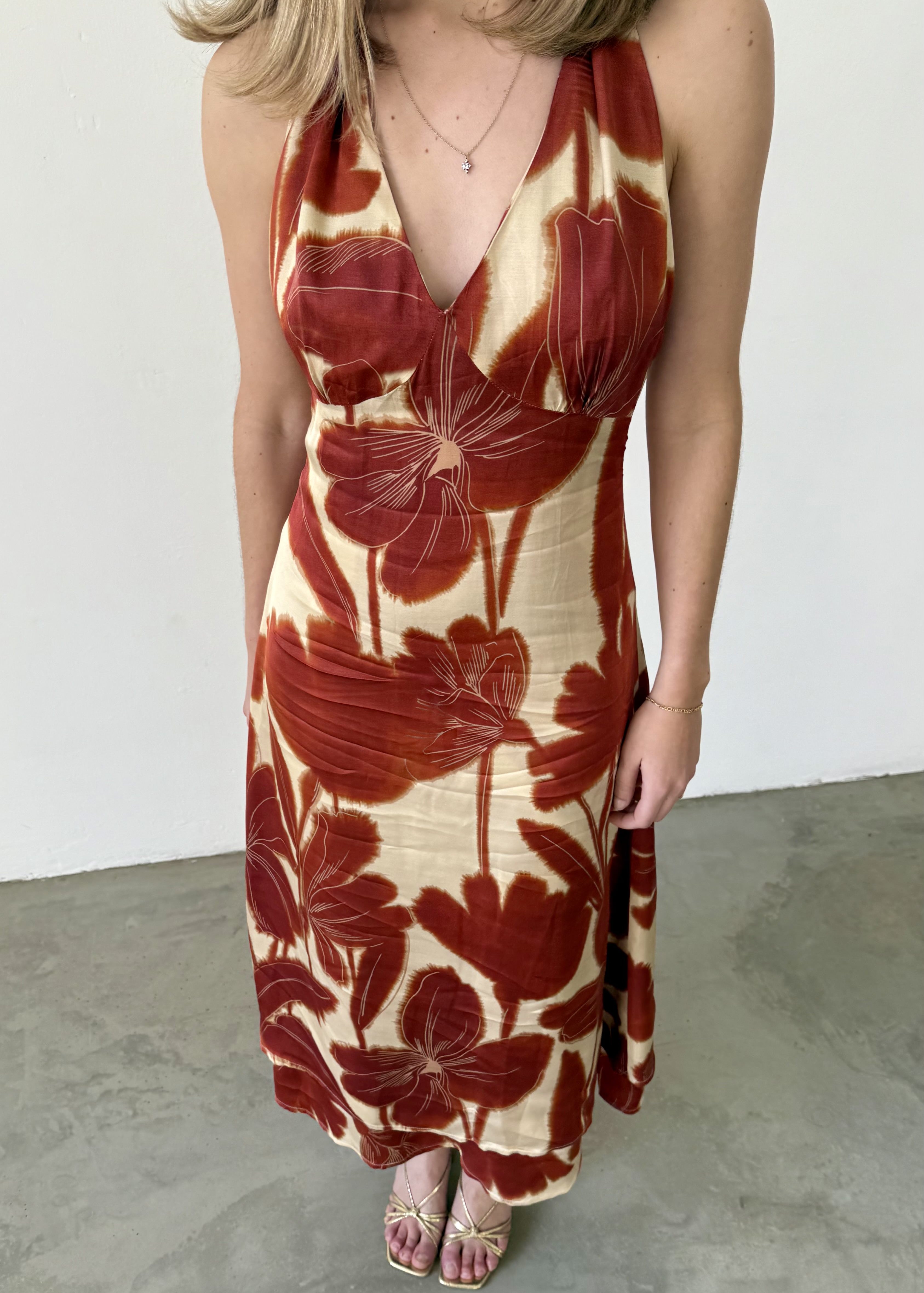 second hand dresses Why Brides are Saying I Do to Second-Hand Wedding Pre-Loved Dresses from Premium Brands