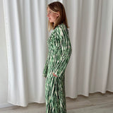 Vestido maxi verde fruncido Lovechild 1979