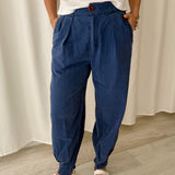 Pantalón azul tapered con pinzas Beatriz Furest