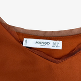 Top sin mangas cuello pico MANGO XS